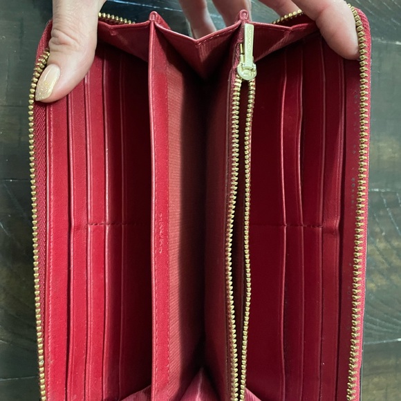 Coach Accordion Red Leather Wallet with Gold Metal - Picture 6 of 14